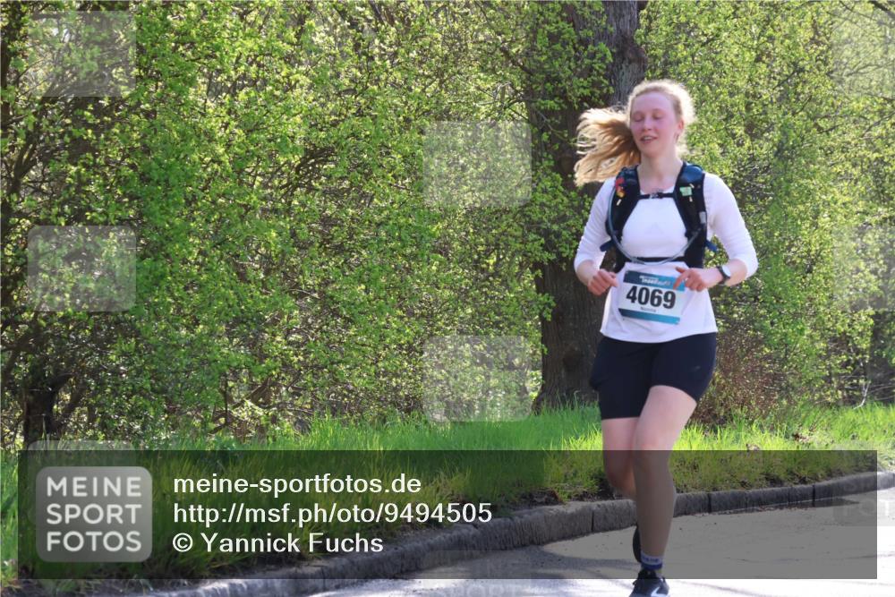 12.04.2026 - 45. Internationalen Wilhelmsburger Insellauf Yannick Fuchs http://msf.ph/oto/9494505 12.04.2026 10:49:04 Laufen 4069 meine-sportfotos.de