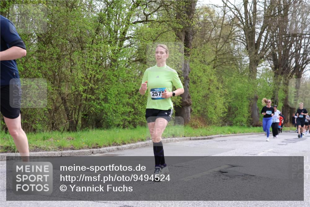 12.04.2026 - 45. Internationalen Wilhelmsburger Insellauf Yannick Fuchs http://msf.ph/oto/9494524 12.04.2026 13:04:17 Laufen 257, 4502 meine-sportfotos.de