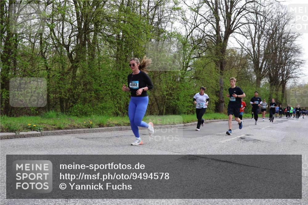 12.04.2026 - 45. Internationalen Wilhelmsburger Insellauf Yannick Fuchs http://msf.ph/oto/9494578 12.04.2026 13:04:23 Laufen 4502, 2849, 4559 meine-sportfotos.de