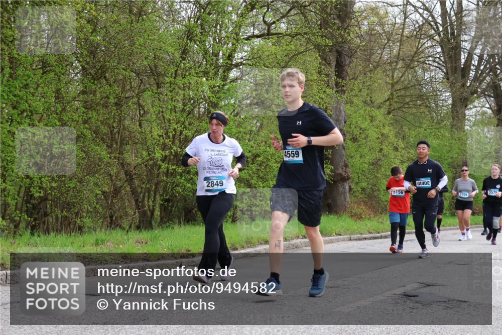 12.04.2026 - 45. Internationalen Wilhelmsburger Insellauf Yannick Fuchs http://msf.ph/oto/9494582 12.04.2026 13:04:24 Laufen 2849, 4559, 5156, 3575, 3704 meine-sportfotos.de