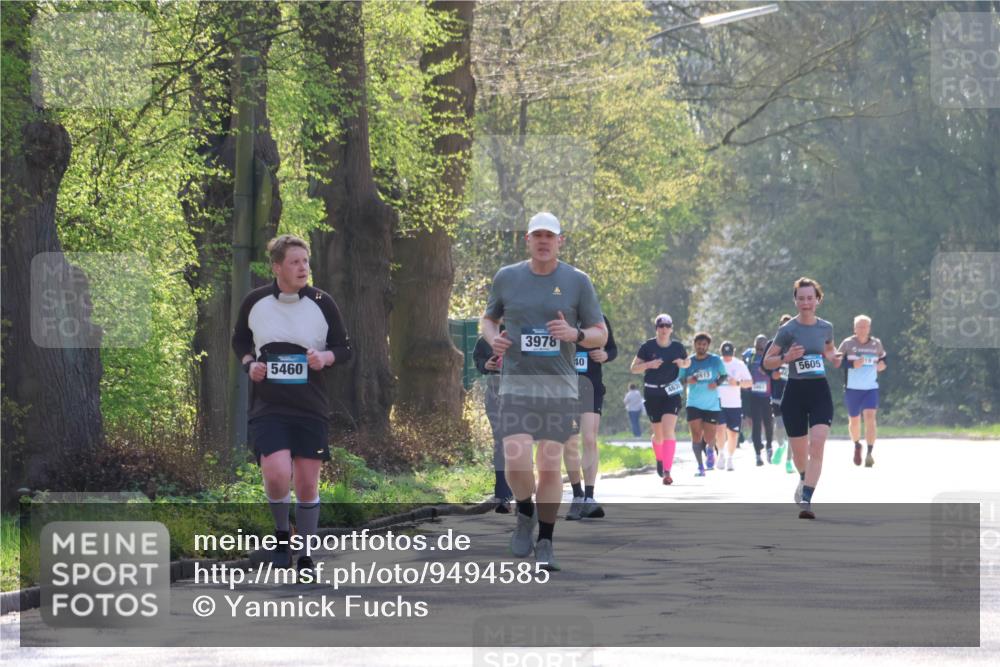 12.04.2026 - 45. Internationalen Wilhelmsburger Insellauf Yannick Fuchs http://msf.ph/oto/9494585 12.04.2026 10:49:15 Laufen 5460, 3978, 40, 5605 meine-sportfotos.de