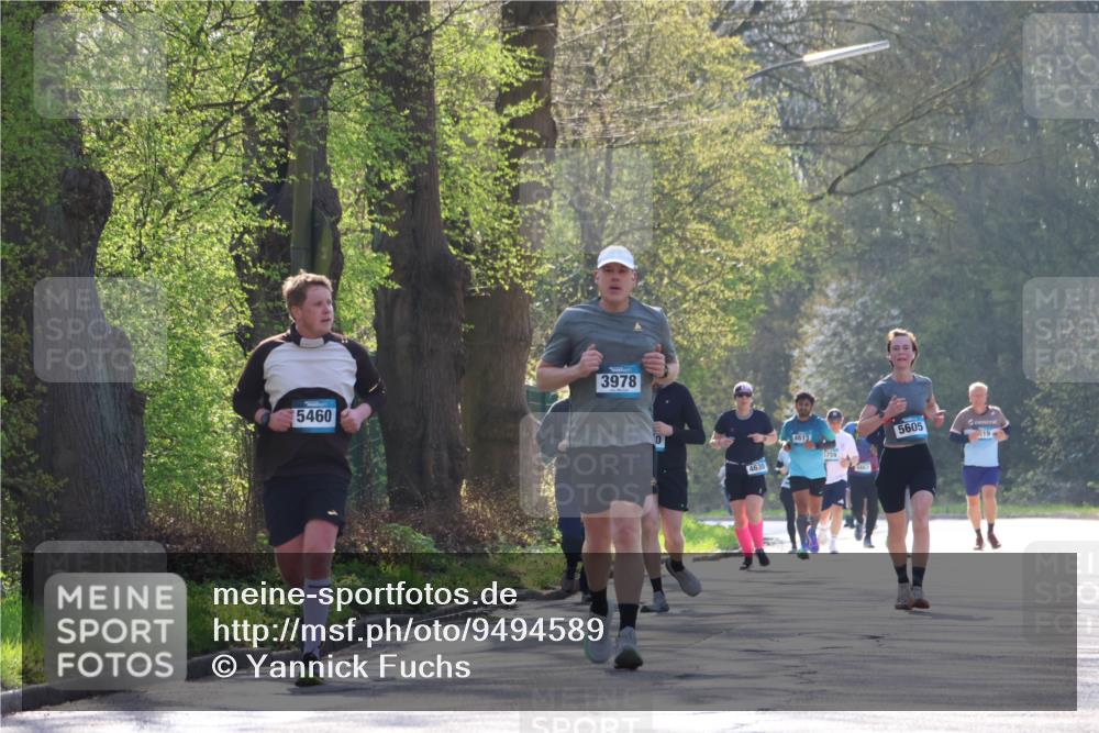 12.04.2026 - 45. Internationalen Wilhelmsburger Insellauf Yannick Fuchs http://msf.ph/oto/9494589 12.04.2026 10:49:16 Laufen 5460, 3978, 4630, 4613, 1759, 5605, 319 meine-sportfotos.de