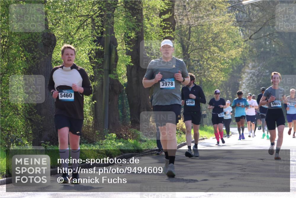 12.04.2026 - 45. Internationalen Wilhelmsburger Insellauf Yannick Fuchs http://msf.ph/oto/9494609 12.04.2026 10:49:18 Laufen 5460, 3978, 4440, 4630, 5605, 4019 meine-sportfotos.de