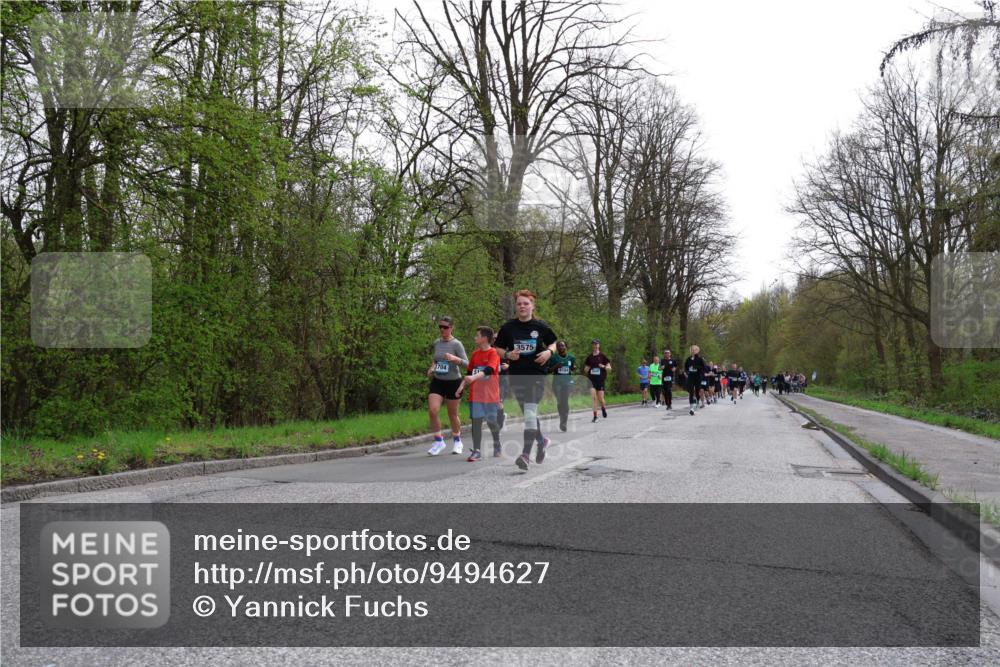12.04.2026 - 45. Internationalen Wilhelmsburger Insellauf Yannick Fuchs http://msf.ph/oto/9494627 12.04.2026 13:04:27 Laufen 3704, 3575 meine-sportfotos.de