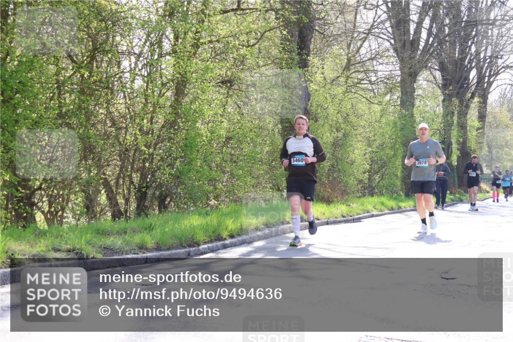 12.04.2026 - 45. Internationalen Wilhelmsburger Insellauf Yannick Fuchs http://msf.ph/oto/9494636 12.04.2026 10:49:22 Laufen 5460, 3978 meine-sportfotos.de