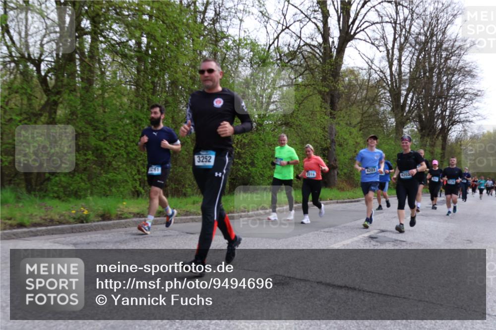 12.04.2026 - 45. Internationalen Wilhelmsburger Insellauf Yannick Fuchs http://msf.ph/oto/9494696 12.04.2026 13:04:35 Laufen 1281, 3252, 2019, 4203, 4202 meine-sportfotos.de