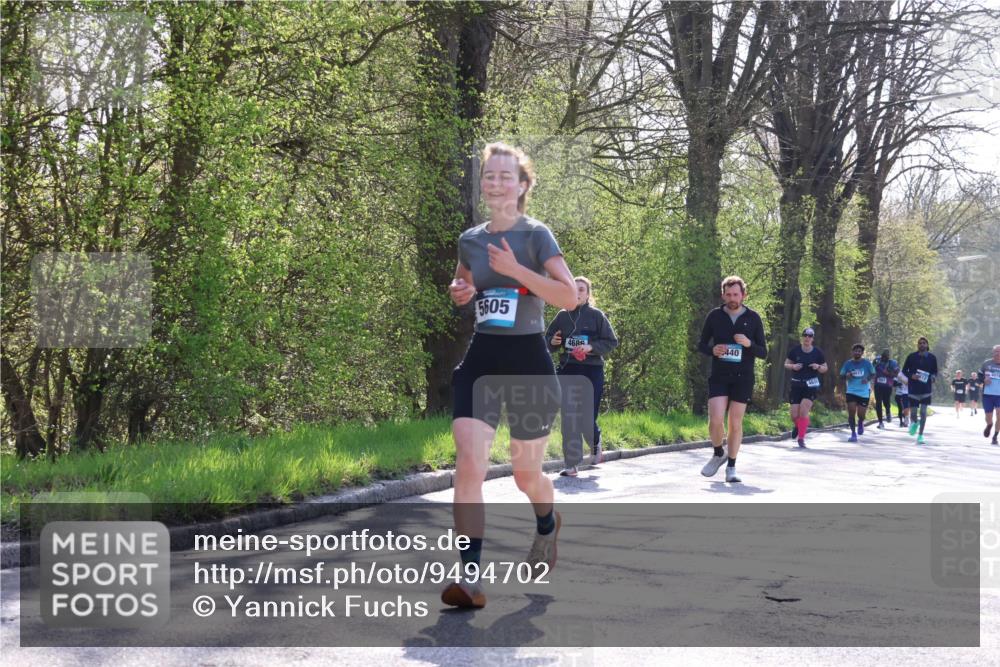 12.04.2026 - 45. Internationalen Wilhelmsburger Insellauf Yannick Fuchs http://msf.ph/oto/9494702 12.04.2026 10:49:28 Laufen 5605, 4686, 440 meine-sportfotos.de