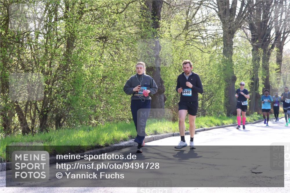 12.04.2026 - 45. Internationalen Wilhelmsburger Insellauf Yannick Fuchs http://msf.ph/oto/9494728 12.04.2026 10:49:31 Laufen 68, 4440, 4612 meine-sportfotos.de