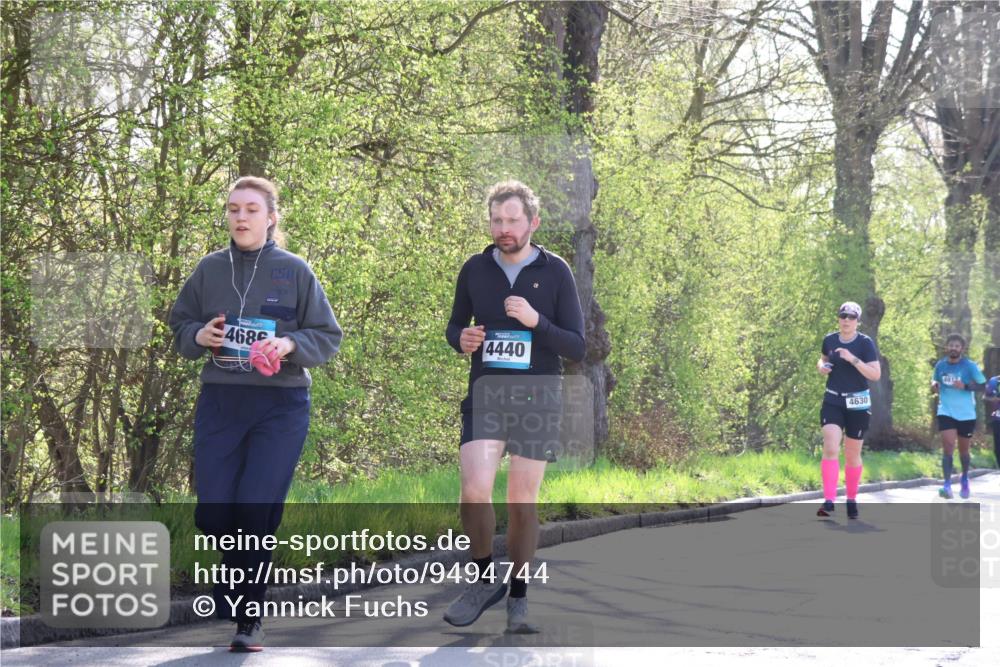 12.04.2026 - 45. Internationalen Wilhelmsburger Insellauf Yannick Fuchs http://msf.ph/oto/9494744 12.04.2026 10:49:32 Laufen 468, 4440, 4630, 4612 meine-sportfotos.de