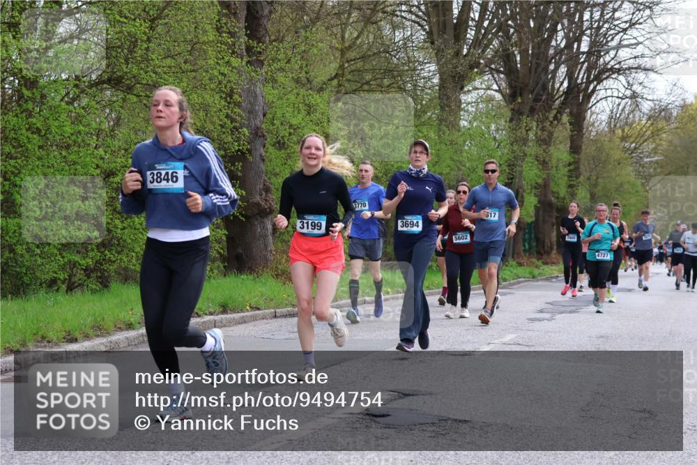 12.04.2026 - 45. Internationalen Wilhelmsburger Insellauf Yannick Fuchs http://msf.ph/oto/9494754 12.04.2026 13:04:41 Laufen 3846, 3199, 3770, 3694, 5602, 617, 4727 meine-sportfotos.de