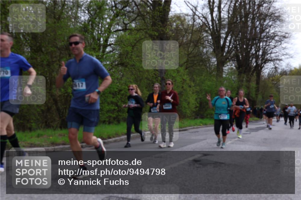 12.04.2026 - 45. Internationalen Wilhelmsburger Insellauf Yannick Fuchs http://msf.ph/oto/9494798 12.04.2026 13:04:46 Laufen 770, 617, 5632, 4727 meine-sportfotos.de
