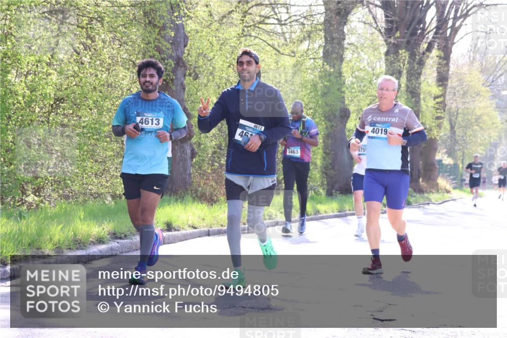 12.04.2026 - 45. Internationalen Wilhelmsburger Insellauf Yannick Fuchs http://msf.ph/oto/9494805 12.04.2026 10:49:38 Laufen 4613, 4612, 46, 3463, 475, 4019 meine-sportfotos.de