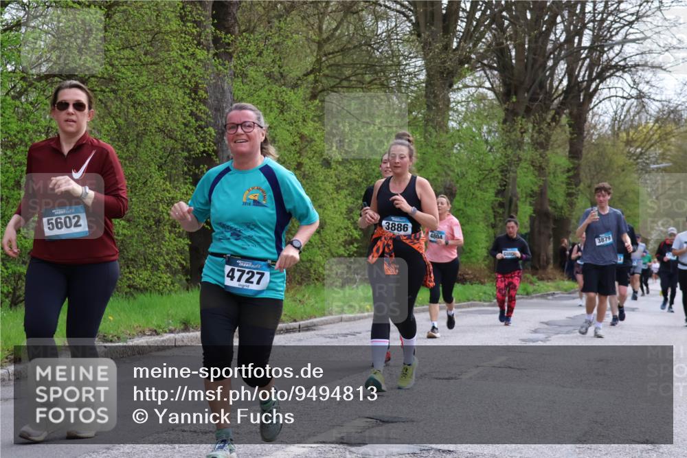 12.04.2026 - 45. Internationalen Wilhelmsburger Insellauf Yannick Fuchs http://msf.ph/oto/9494813 12.04.2026 13:04:47 Laufen 5602, 2014, 4727, 3886, 4804, 3879 meine-sportfotos.de