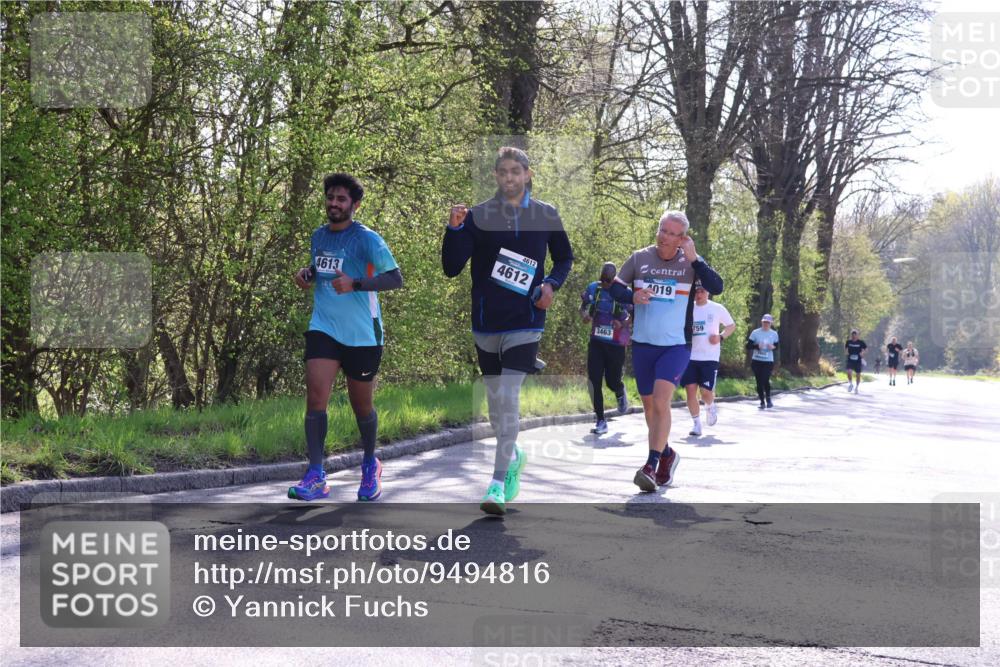 12.04.2026 - 45. Internationalen Wilhelmsburger Insellauf Yannick Fuchs http://msf.ph/oto/9494816 12.04.2026 10:49:39 Laufen 4613, 4612, 4612, 3463, 019, 59 meine-sportfotos.de