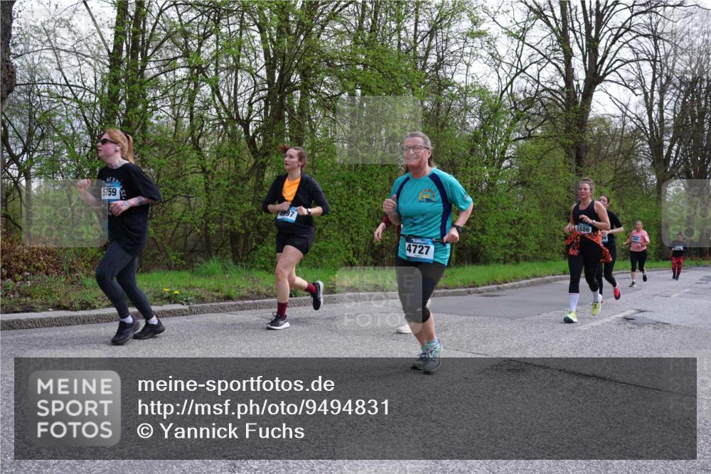 12.04.2026 - 45. Internationalen Wilhelmsburger Insellauf Yannick Fuchs http://msf.ph/oto/9494831 12.04.2026 13:04:49 Laufen 5759, 4697, 4727, 3886 meine-sportfotos.de