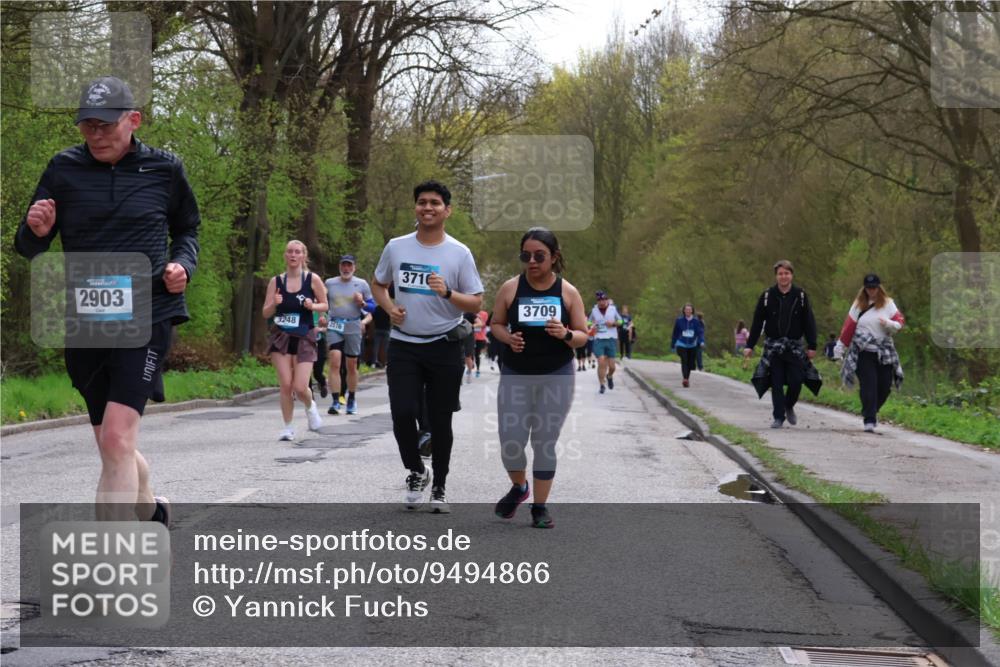 12.04.2026 - 45. Internationalen Wilhelmsburger Insellauf Yannick Fuchs http://msf.ph/oto/9494866 12.04.2026 13:04:53 Laufen 2903, 3248, 2516, 3716, 3709 meine-sportfotos.de