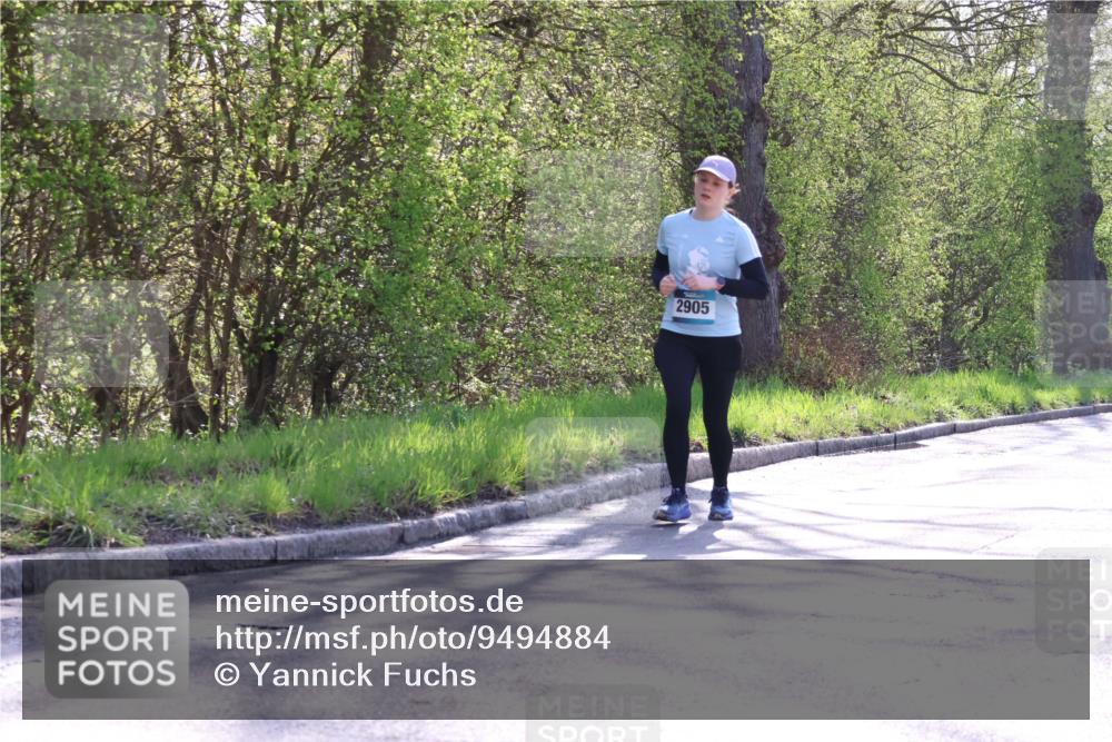 12.04.2026 - 45. Internationalen Wilhelmsburger Insellauf Yannick Fuchs http://msf.ph/oto/9494884 12.04.2026 10:49:46 Laufen 2905 meine-sportfotos.de