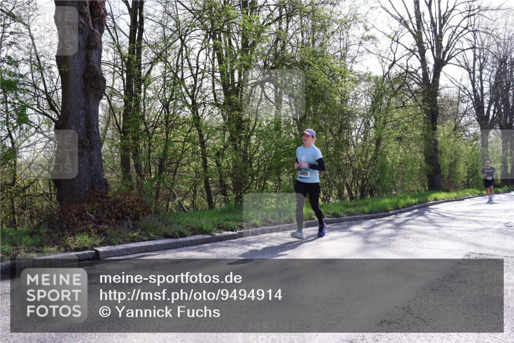 12.04.2026 - 45. Internationalen Wilhelmsburger Insellauf Yannick Fuchs http://msf.ph/oto/9494914 12.04.2026 10:49:49 Laufen 2905 meine-sportfotos.de