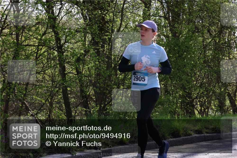 12.04.2026 - 45. Internationalen Wilhelmsburger Insellauf Yannick Fuchs http://msf.ph/oto/9494916 12.04.2026 10:49:49 Laufen 2905 meine-sportfotos.de