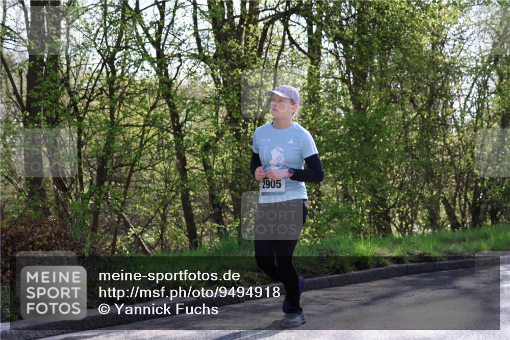 12.04.2026 - 45. Internationalen Wilhelmsburger Insellauf Yannick Fuchs http://msf.ph/oto/9494918 12.04.2026 10:49:49 Laufen 2905 meine-sportfotos.de
