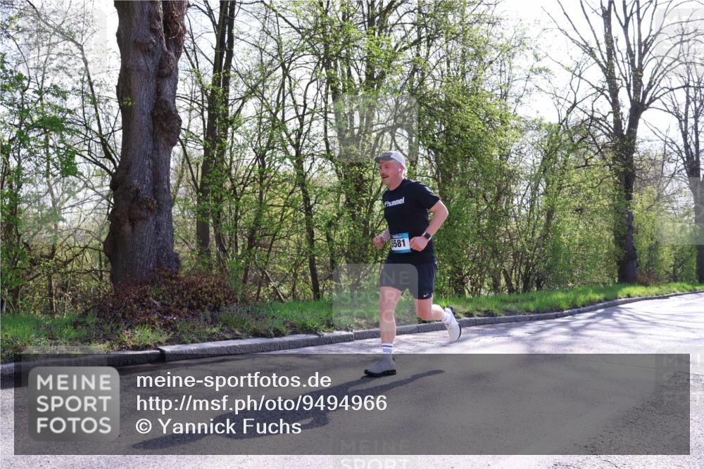 12.04.2026 - 45. Internationalen Wilhelmsburger Insellauf Yannick Fuchs http://msf.ph/oto/9494966 12.04.2026 10:49:54 Laufen 5581 meine-sportfotos.de