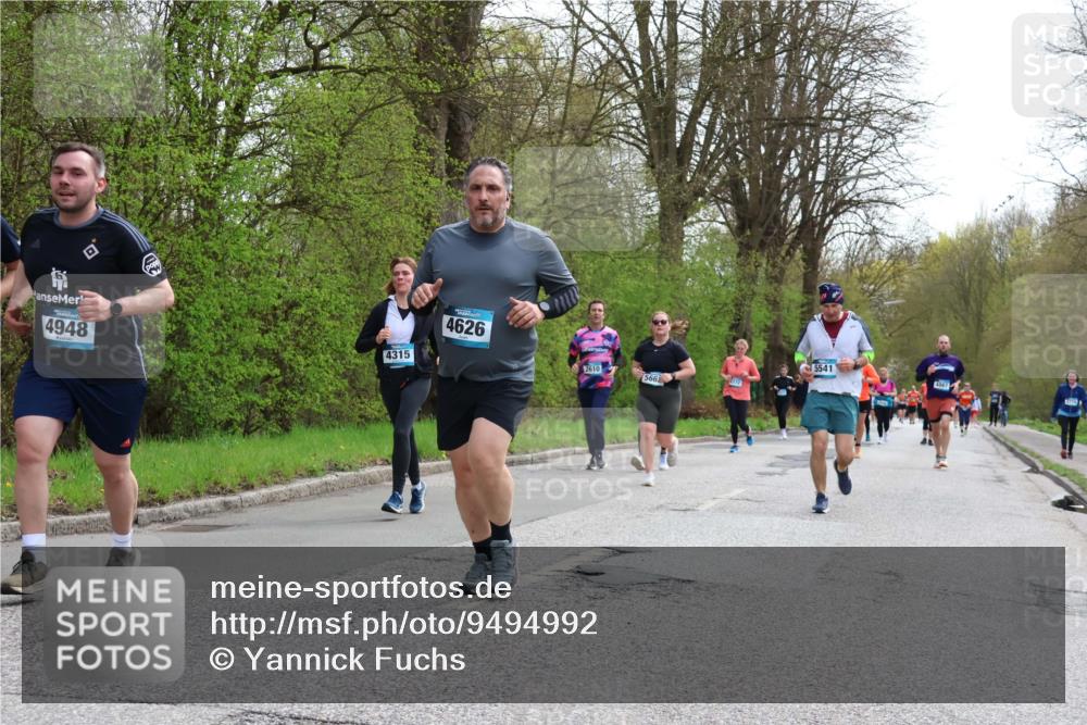 12.04.2026 - 45. Internationalen Wilhelmsburger Insellauf Yannick Fuchs http://msf.ph/oto/9494992 12.04.2026 13:05:07 Laufen 4948, 4315, 4626, 2610, 5541, 566, 4867 meine-sportfotos.de