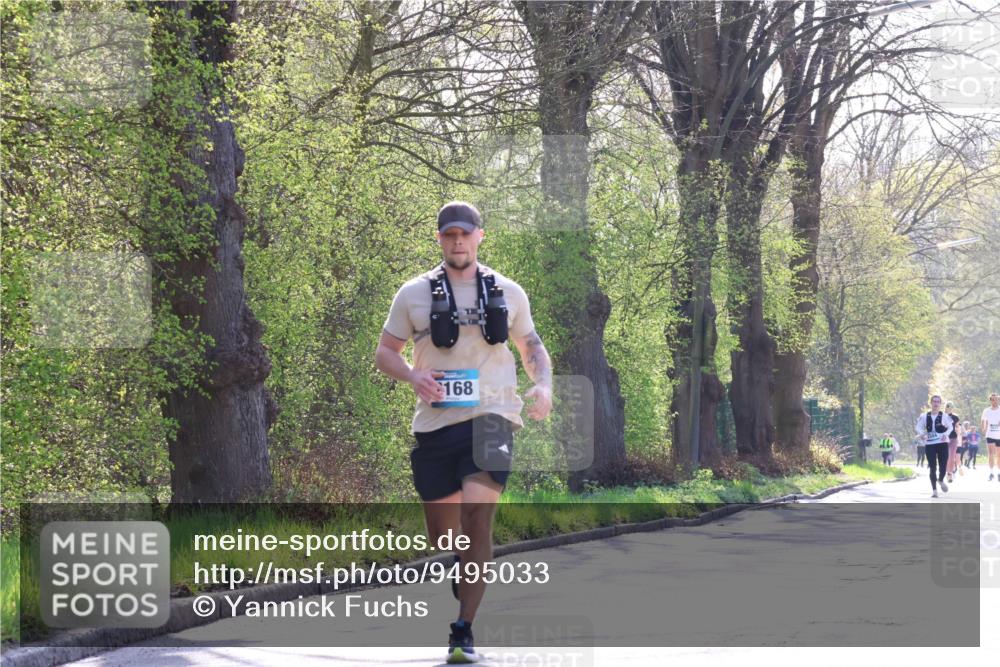 12.04.2026 - 45. Internationalen Wilhelmsburger Insellauf Yannick Fuchs http://msf.ph/oto/9495033 12.04.2026 10:50:02 Laufen 168 meine-sportfotos.de