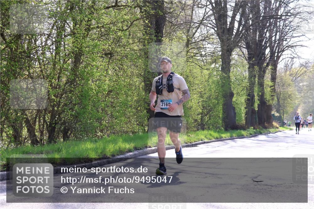 12.04.2026 - 45. Internationalen Wilhelmsburger Insellauf Yannick Fuchs http://msf.ph/oto/9495047 12.04.2026 10:50:04 Laufen 2169 meine-sportfotos.de