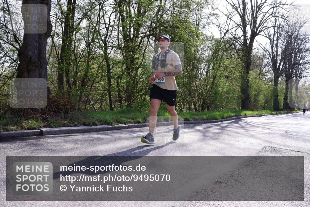 12.04.2026 - 45. Internationalen Wilhelmsburger Insellauf Yannick Fuchs http://msf.ph/oto/9495070 12.04.2026 10:50:06 Laufen 2168 meine-sportfotos.de
