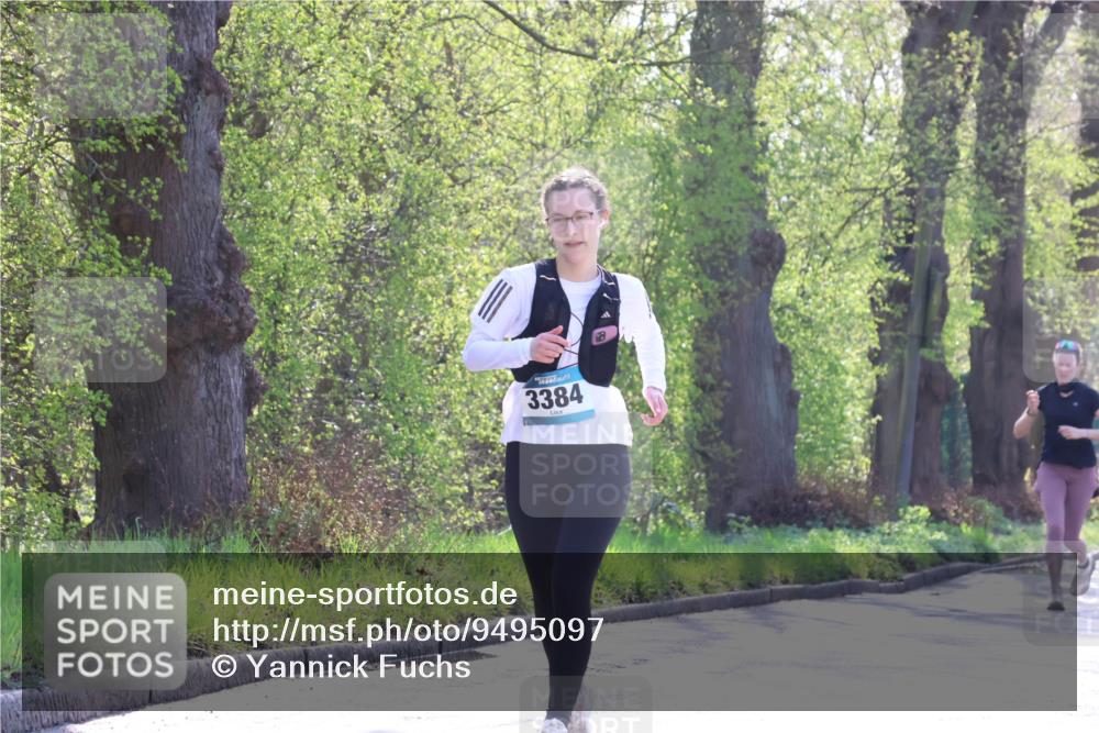 12.04.2026 - 45. Internationalen Wilhelmsburger Insellauf Yannick Fuchs http://msf.ph/oto/9495097 12.04.2026 10:50:17 Laufen 3384 meine-sportfotos.de