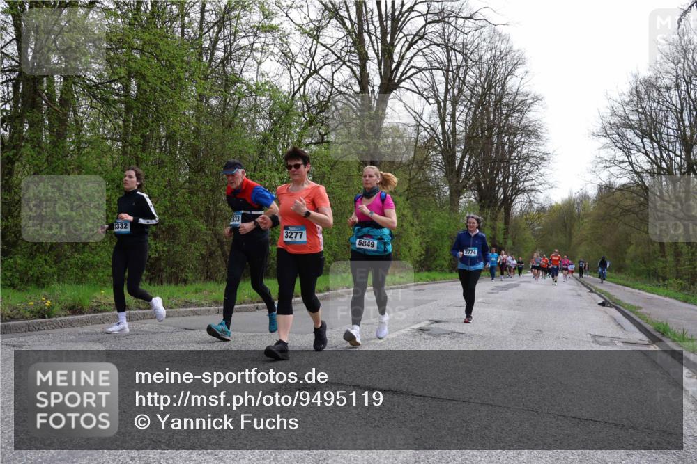 12.04.2026 - 45. Internationalen Wilhelmsburger Insellauf Yannick Fuchs http://msf.ph/oto/9495119 12.04.2026 13:05:20 Laufen 833, 5332, 3277, 5849, 2774 meine-sportfotos.de