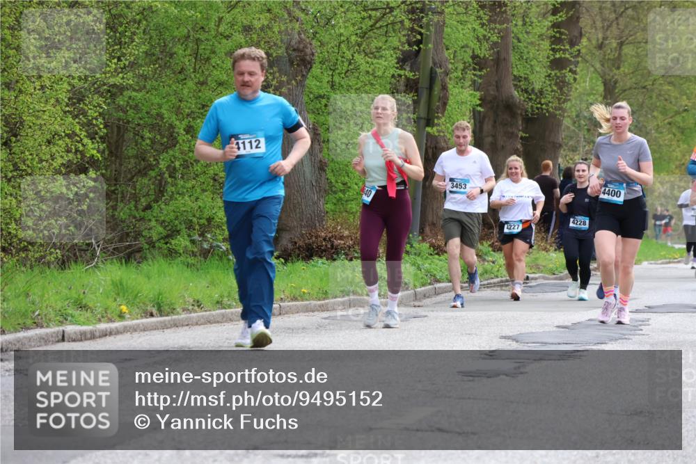 12.04.2026 - 45. Internationalen Wilhelmsburger Insellauf Yannick Fuchs http://msf.ph/oto/9495152 12.04.2026 13:05:24 Laufen 4112, 40, 3453, 4227, 4228, 4400 meine-sportfotos.de