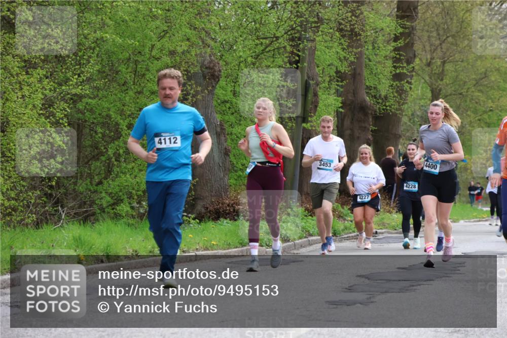 12.04.2026 - 45. Internationalen Wilhelmsburger Insellauf Yannick Fuchs http://msf.ph/oto/9495153 12.04.2026 13:05:24 Laufen 4112, 3453, 4227, 4228, 4400 meine-sportfotos.de