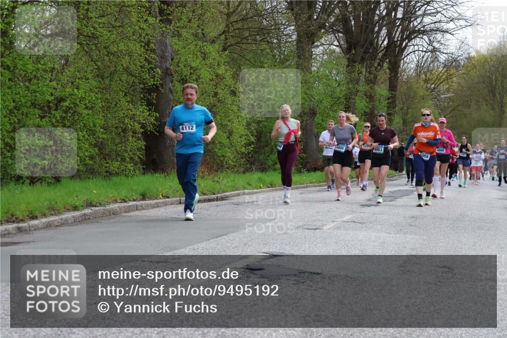 12.04.2026 - 45. Internationalen Wilhelmsburger Insellauf Yannick Fuchs http://msf.ph/oto/9495192 12.04.2026 13:05:27 Laufen 4112, 6453, 4400, 345, 4403, 4660, 5008 meine-sportfotos.de