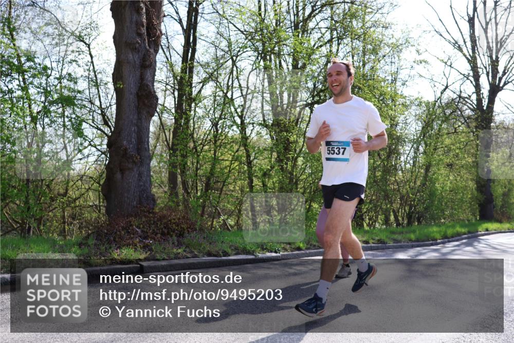 12.04.2026 - 45. Internationalen Wilhelmsburger Insellauf Yannick Fuchs http://msf.ph/oto/9495203 12.04.2026 10:50:27 Laufen 5537 meine-sportfotos.de