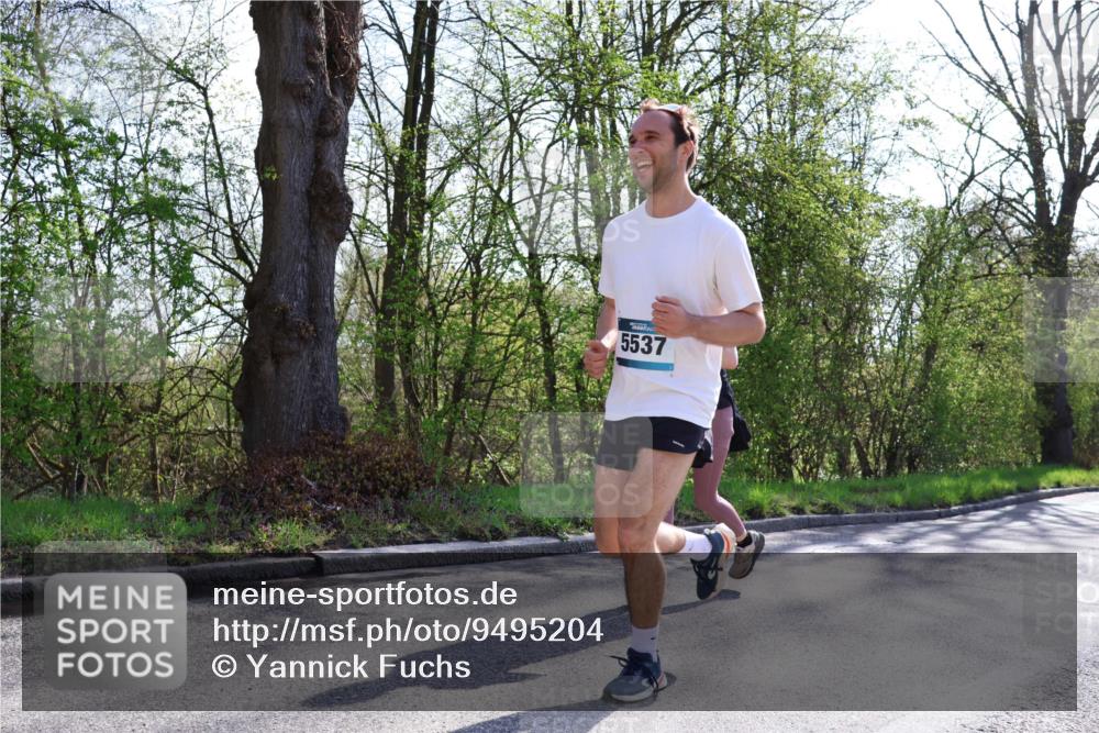 12.04.2026 - 45. Internationalen Wilhelmsburger Insellauf Yannick Fuchs http://msf.ph/oto/9495204 12.04.2026 10:50:27 Laufen 5537 meine-sportfotos.de