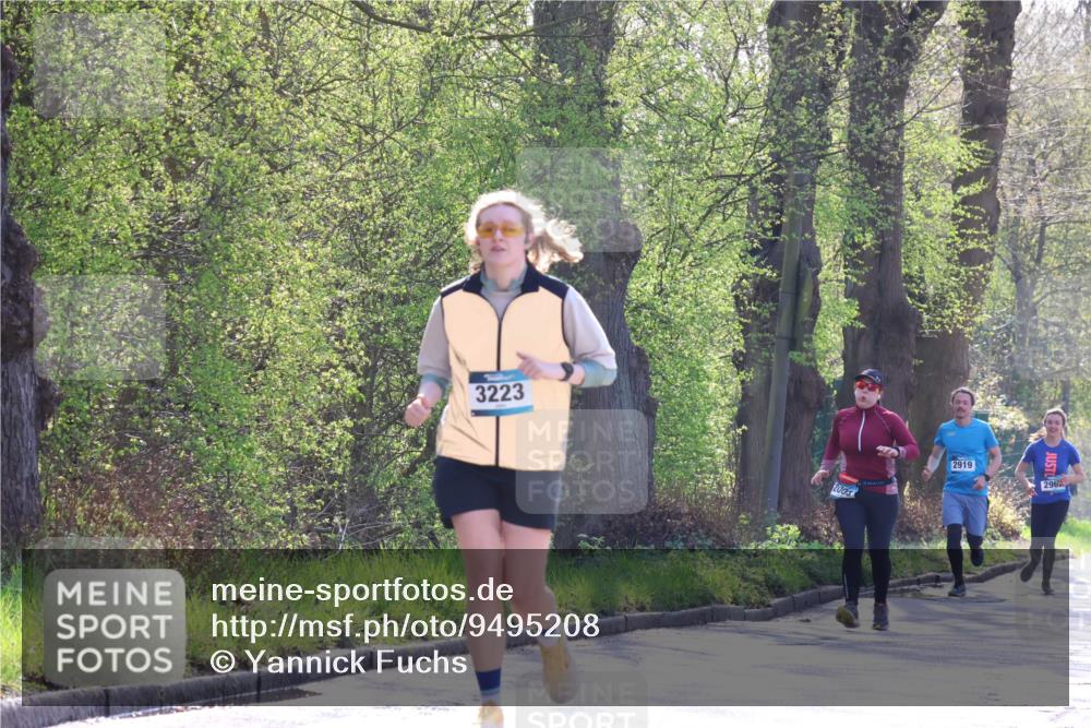 12.04.2026 - 45. Internationalen Wilhelmsburger Insellauf Yannick Fuchs http://msf.ph/oto/9495208 12.04.2026 10:50:30 Laufen 3223, 2005, 2919, 296 meine-sportfotos.de