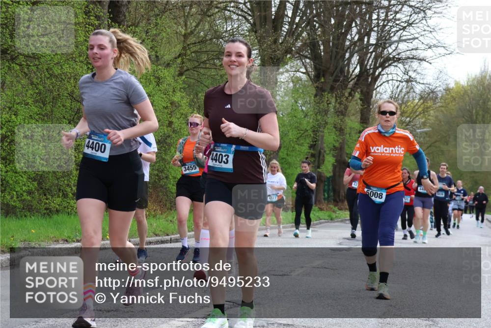 12.04.2026 - 45. Internationalen Wilhelmsburger Insellauf Yannick Fuchs http://msf.ph/oto/9495233 12.04.2026 13:05:32 Laufen 4400, 3455, 4403, 1227, 42, 5008, 44, 3839 meine-sportfotos.de