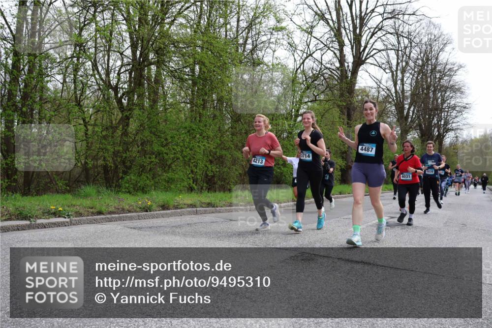 12.04.2026 - 45. Internationalen Wilhelmsburger Insellauf Yannick Fuchs http://msf.ph/oto/9495310 12.04.2026 13:05:40 Laufen 4213, 5714, 4487, 5839, 4031 meine-sportfotos.de