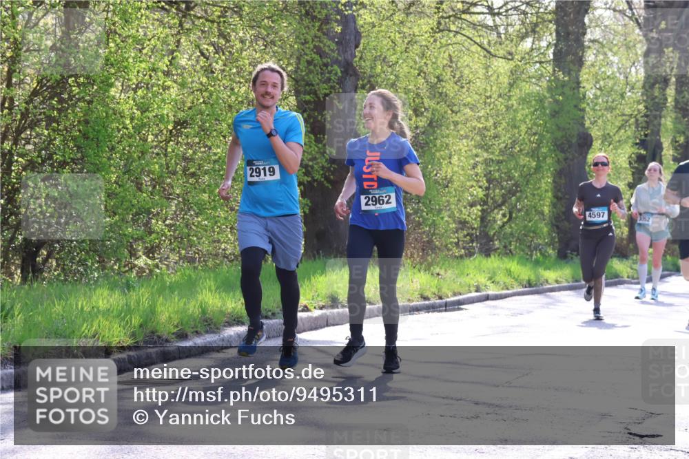 12.04.2026 - 45. Internationalen Wilhelmsburger Insellauf Yannick Fuchs http://msf.ph/oto/9495311 12.04.2026 10:50:41 Laufen 2919, 2962, 4597, 3052 meine-sportfotos.de