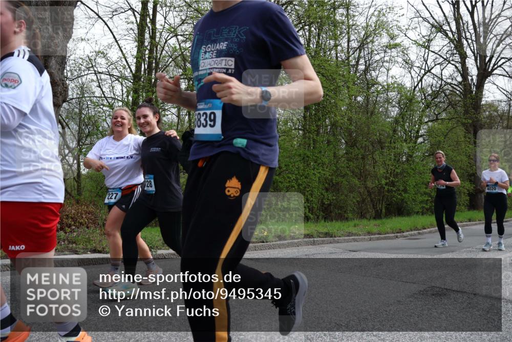 12.04.2026 - 45. Internationalen Wilhelmsburger Insellauf Yannick Fuchs http://msf.ph/oto/9495345 12.04.2026 13:05:43 Laufen 227, 28, 87, 839, 4020 meine-sportfotos.de