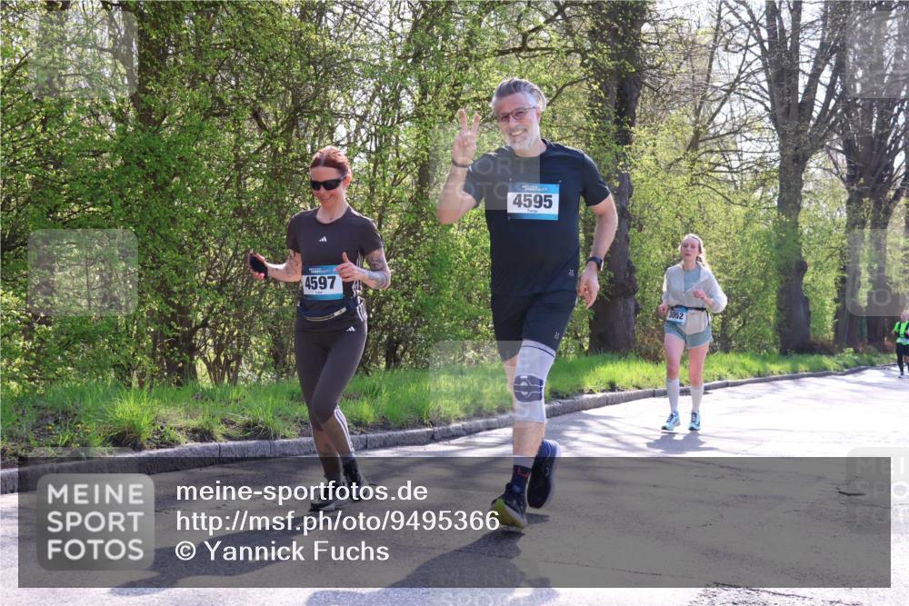 12.04.2026 - 45. Internationalen Wilhelmsburger Insellauf Yannick Fuchs http://msf.ph/oto/9495366 12.04.2026 10:50:46 Laufen 4597, 4595, 3052 meine-sportfotos.de