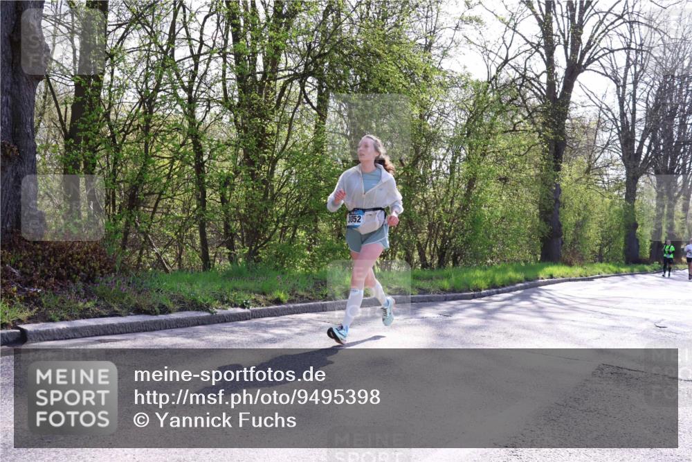 12.04.2026 - 45. Internationalen Wilhelmsburger Insellauf Yannick Fuchs http://msf.ph/oto/9495398 12.04.2026 10:50:49 Laufen 3052 meine-sportfotos.de