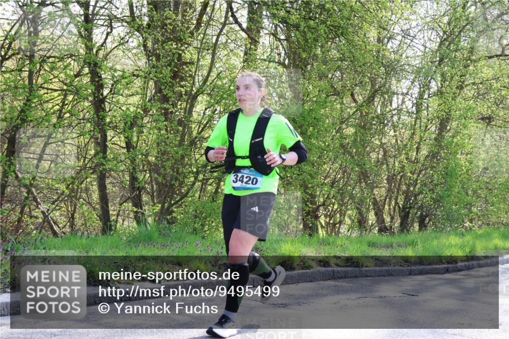 12.04.2026 - 45. Internationalen Wilhelmsburger Insellauf Yannick Fuchs http://msf.ph/oto/9495499 12.04.2026 10:50:58 Laufen 3420 meine-sportfotos.de