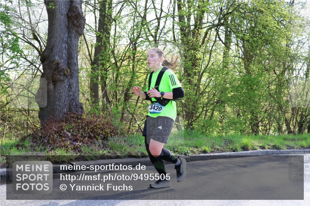 12.04.2026 - 45. Internationalen Wilhelmsburger Insellauf Yannick Fuchs http://msf.ph/oto/9495505 12.04.2026 10:50:59 Laufen 3420 meine-sportfotos.de