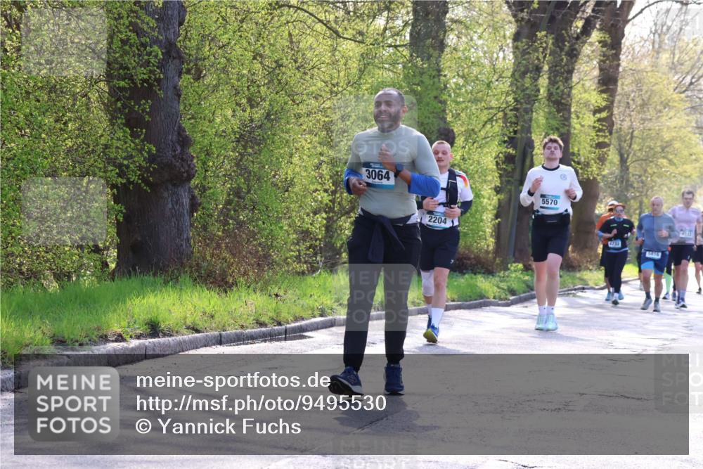 12.04.2026 - 45. Internationalen Wilhelmsburger Insellauf Yannick Fuchs http://msf.ph/oto/9495530 12.04.2026 10:51:01 Laufen 3064, 2204, 5570, 4732, 5816, 4513 meine-sportfotos.de
