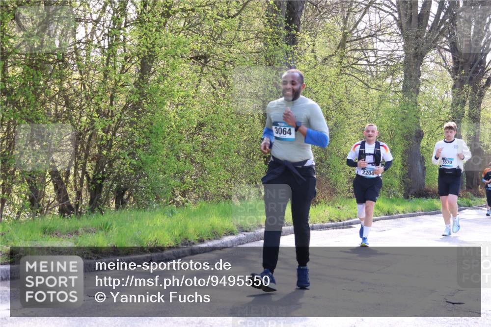 12.04.2026 - 45. Internationalen Wilhelmsburger Insellauf Yannick Fuchs http://msf.ph/oto/9495550 12.04.2026 10:51:04 Laufen 3064, 2204, 5570 meine-sportfotos.de