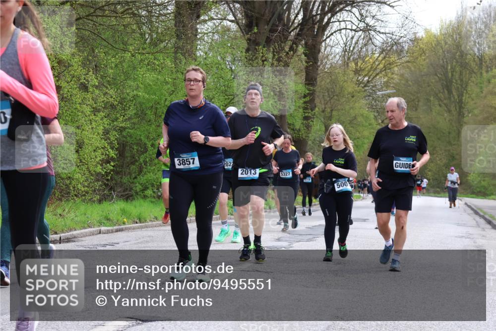 12.04.2026 - 45. Internationalen Wilhelmsburger Insellauf Yannick Fuchs http://msf.ph/oto/9495551 12.04.2026 13:06:04 Laufen 0, 3857, 2027, 2013, 5327, 718, 500 meine-sportfotos.de