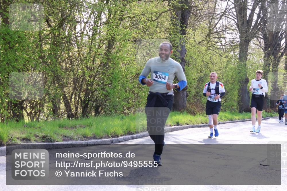12.04.2026 - 45. Internationalen Wilhelmsburger Insellauf Yannick Fuchs http://msf.ph/oto/9495555 12.04.2026 10:51:04 Laufen 3064, 2204, 5570 meine-sportfotos.de