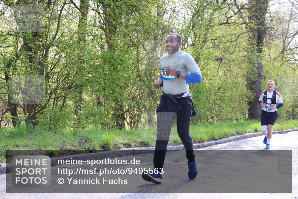 12.04.2026 - 45. Internationalen Wilhelmsburger Insellauf Yannick Fuchs http://msf.ph/oto/9495563 12.04.2026 10:51:05 Laufen 300, 2204 meine-sportfotos.de